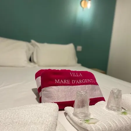 Villa Mare D'argentu La *