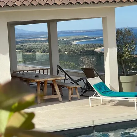 Mare D'argentu La Villa *